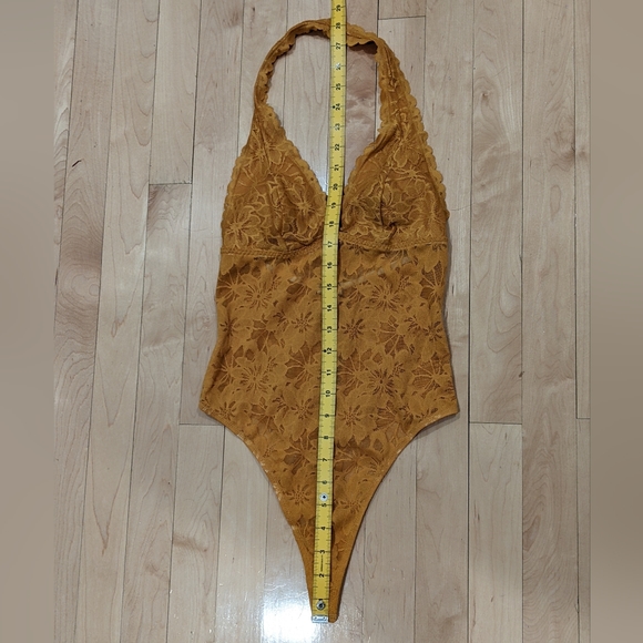 VS PINK Lace Halterneck Bodysuit NWOT - Picture 8 of 11